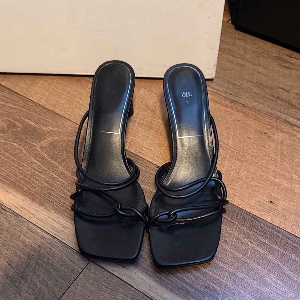 Zara Black Loop-Strap Square-Toe Mules
